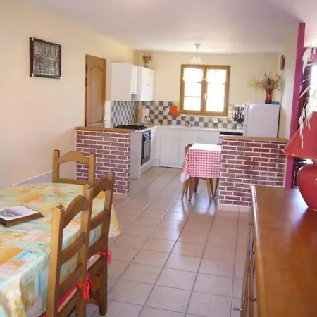 De Plain-pied Avec Jardin Clos, Proche Et Commerces, Animaux Admis - Fr-1-482-43 Holiday home *