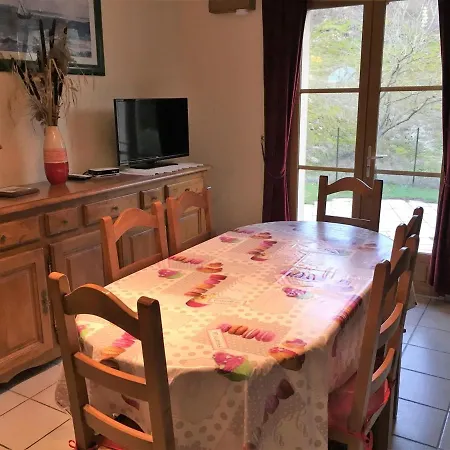 De Plain-pied Avec Jardin Clos, Proche Et Commerces, Animaux Admis - Fr-1-482-43