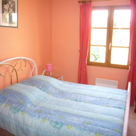 De Plain-pied Avec Jardin Clos, Proche Et Commerces, Animaux Admis - Fr-1-482-43